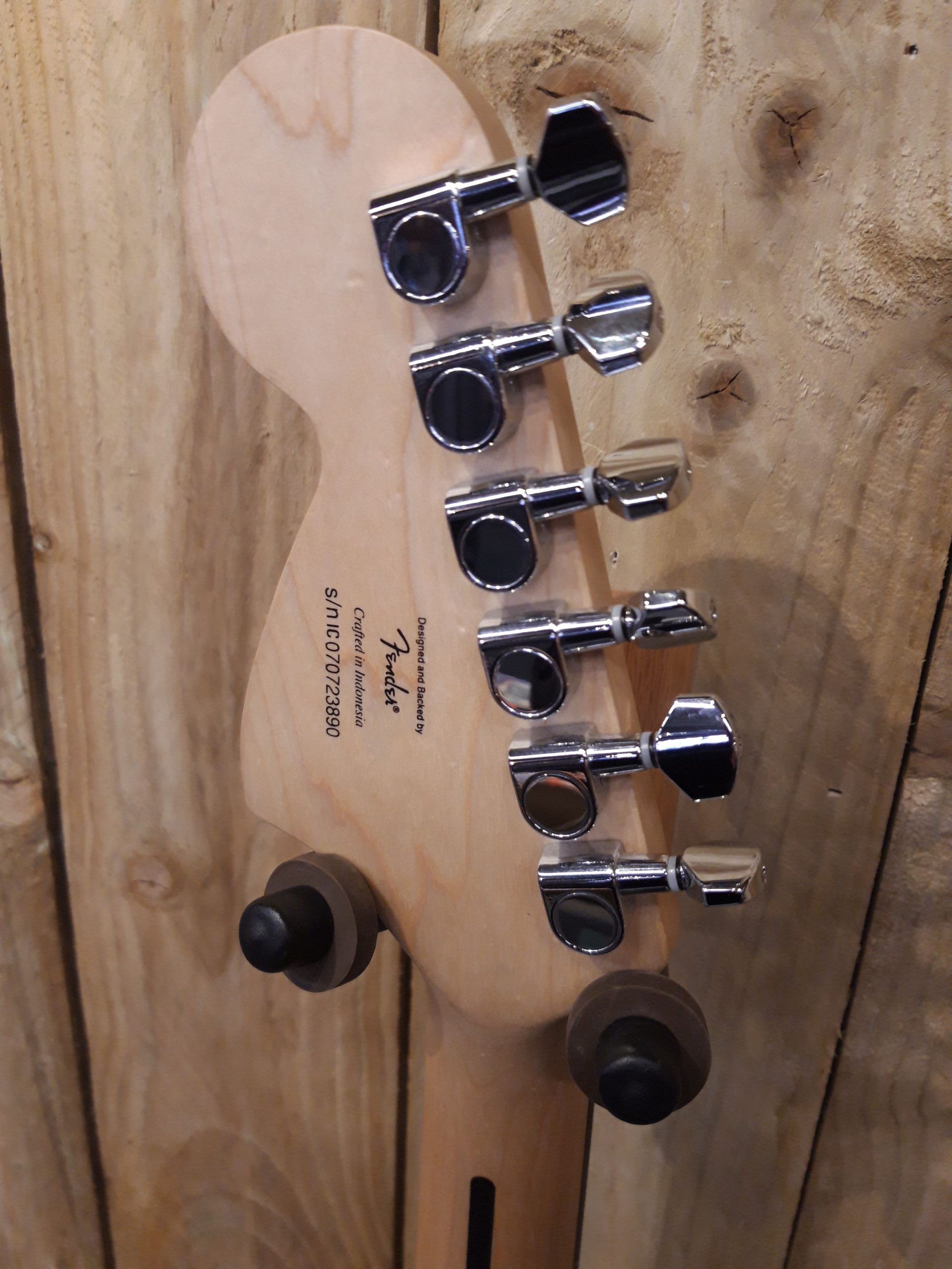 Squier Deluxe 2007 Hot Rails Stratocaster in Olympic White - CC