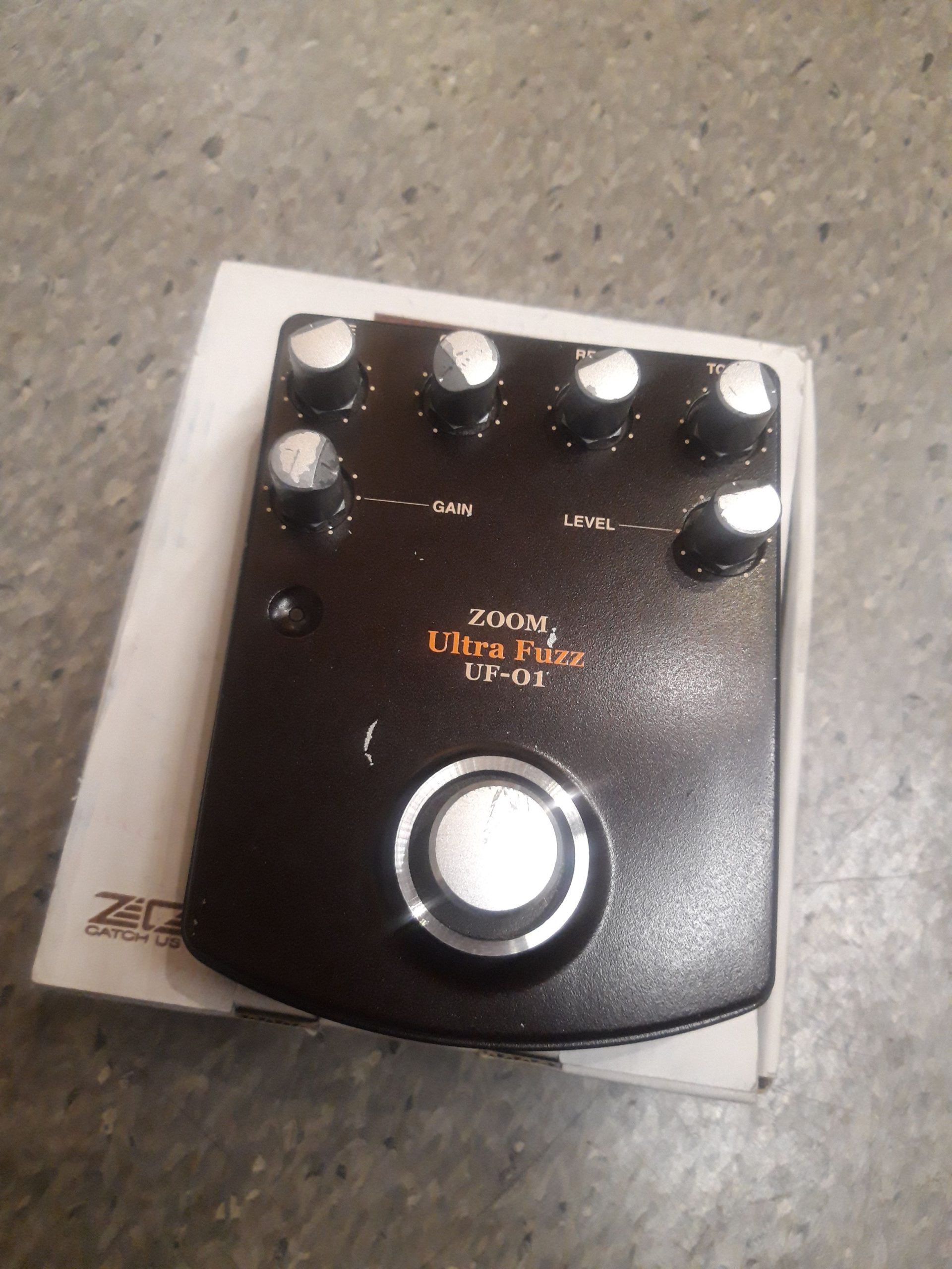 Zoom Ultra Fuzz UF-01 Fuzz Pedal - CC Music Shop