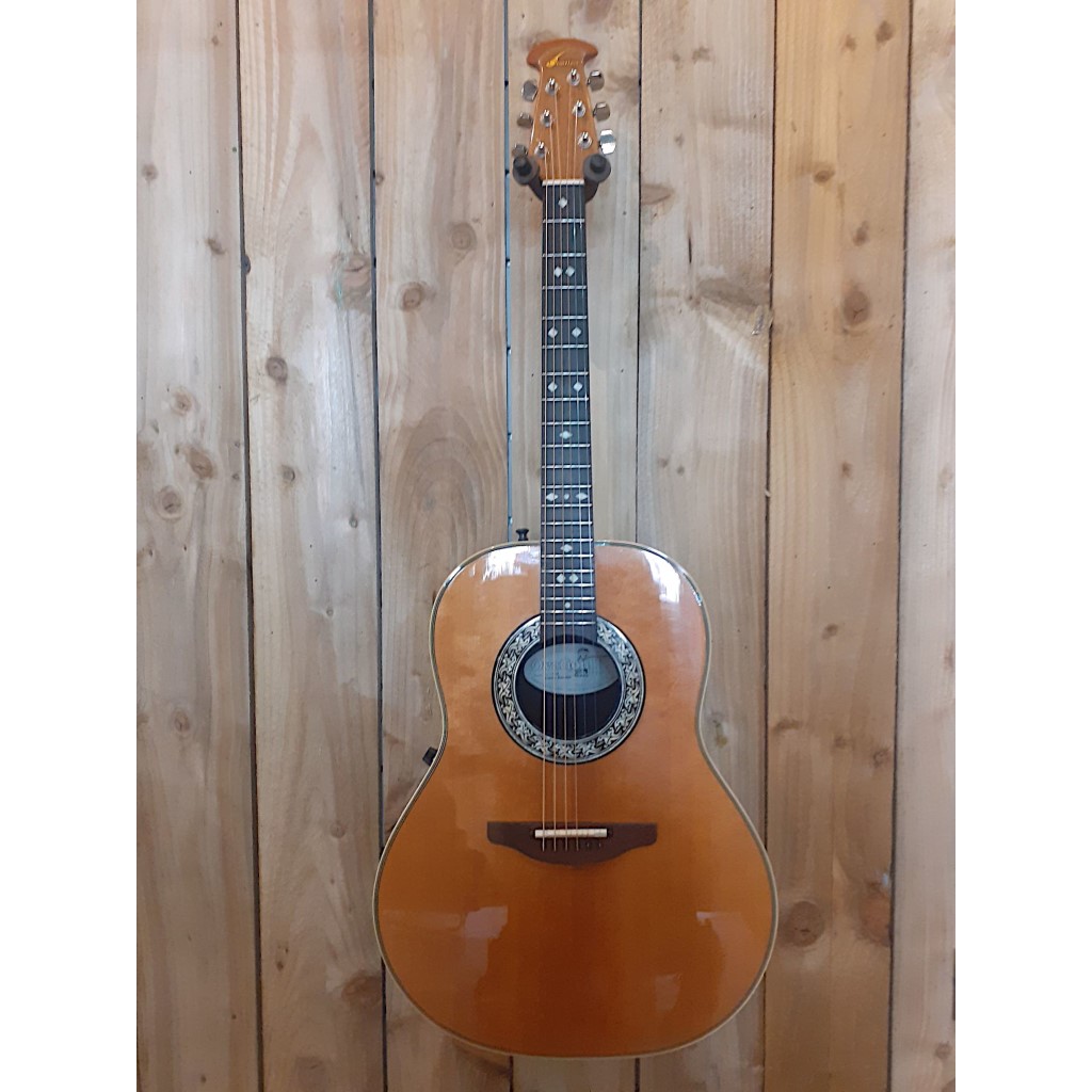 Ovation 1712 Custom Balladeer in Natural Finish - CC Music Shop