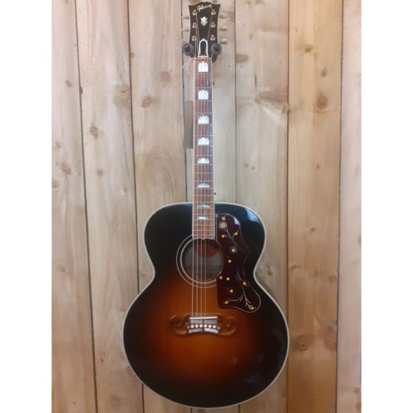 gibson_sj200_vintage_sunburst